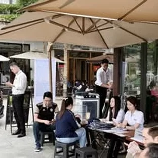 Xe xăng và xe điện: tính theo hành trình thực tế